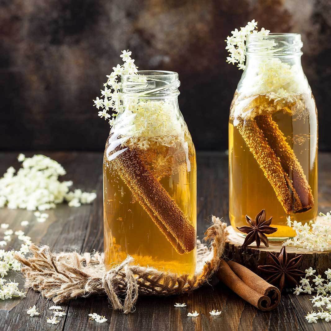 Kombucha Tea with Cinnamon